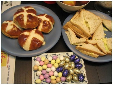Hot cross buns, Easter eggs & sandwiches